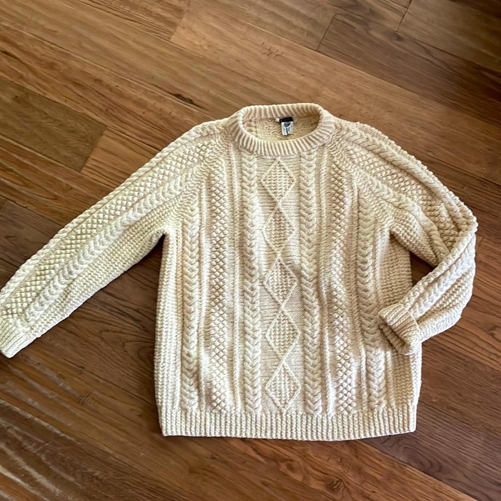 Vintage 100% wool Sweater